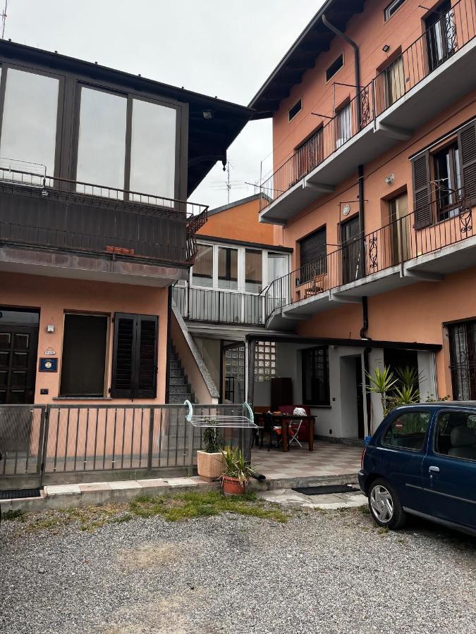 Camera Con Bagno Mirjana Cislago Exterior foto